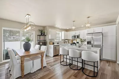 318 Milky Way, Madison, WI 53718 - Photo 8