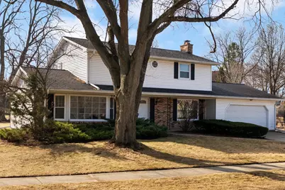 7005 Farmington Way, Madison, WI 53717 - Photo 4