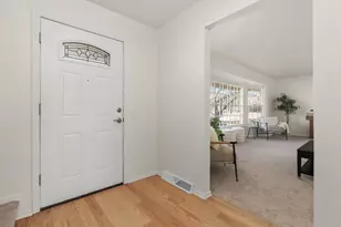 7005 Farmington Way, Madison, WI 53717 - Photo 8