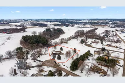 W8733 Niblick Road, Beaver Dam, WI 53916 - Photo 2