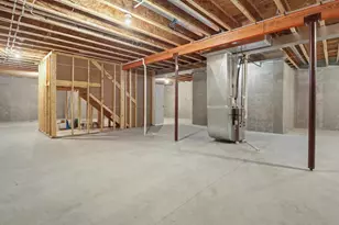 678 Hillcrest Dr, Waunakee, WI 53597 - Photo 28