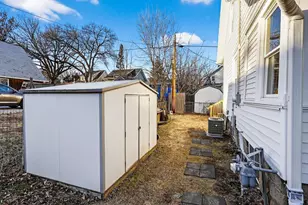 2926 Milwaukee St, Madison, WI 53704 - Photo 36