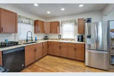 1333 Prairie Avenue, Beloit, WI 53511 - Photo 6