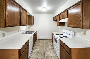 934 Jana Ln, Madison, WI 53704 - Photo 22