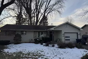 1111 N Martin Rd, Janesville, WI 53545 - Photo 6