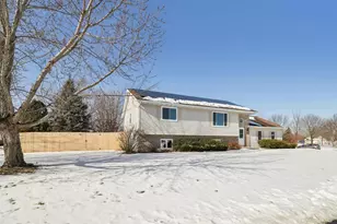 888 N Thompson Rd, Sun Prairie, WI 53590 - Photo 28