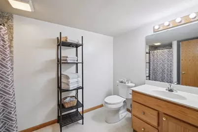 888 N Thompson Road, Sun Prairie, WI 53590 - Photo 18