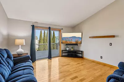 419 Sherbrooke Drive, Sun Prairie, WI 53590 - Photo 14