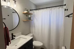 609 Constitution Ln, Madison, WI 53711 - Photo 14