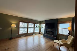 609 Constitution Ln, Madison, WI 53711 - Photo 4