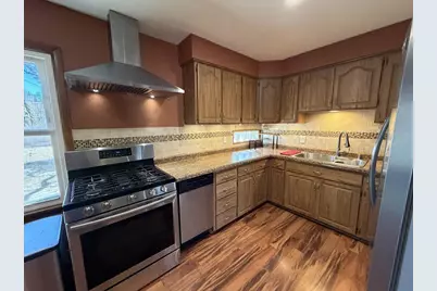 609 Constitution Lane, Madison, WI 53711 - Photo 8