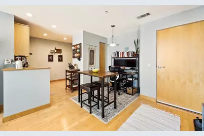 309 W Washington Avenue #502, Madison, WI 53703 - Photo 12