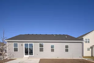 2573 Water Lily Cir, Sun Prairie, WI 53590 - Photo 16