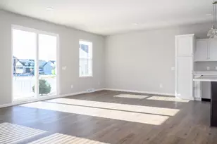 2573 Water Lily Cir, Sun Prairie, WI 53590 - Photo 4