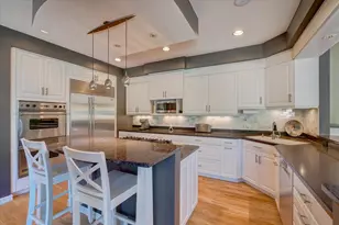 5596 Surrey Ln, Waunakee, WI 53597 - Photo 24