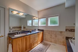 5596 Surrey Ln, Waunakee, WI 53597 - Photo 36