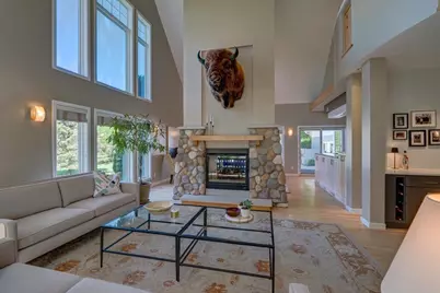 5596 Surrey Lane, Waunakee, WI 53597 - Photo 8