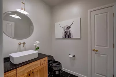 5596 Surrey Lane, Waunakee, WI 53597 - Photo 40