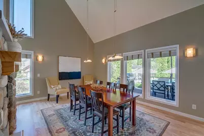 5596 Surrey Lane, Waunakee, WI 53597 - Photo 14