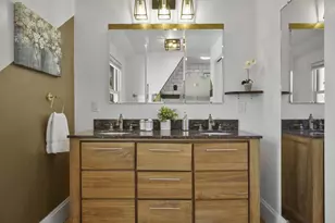 2418 Bashford Ave, Madison, WI 53704 - Photo 24