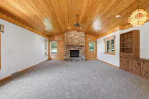 2224 Hwy 51, Stoughton, WI 53589 - Photo 16