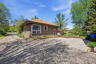 2224 Hwy 51, Stoughton, WI 53589 - Photo 4