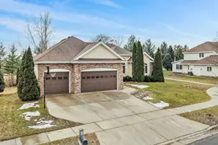 1232 Dartmouth Dr, Waunakee, WI 53597 - Photo 2