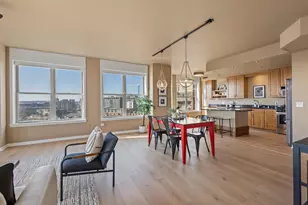 360 W Washington Ave, Madison, WI 53703 - Photo 8