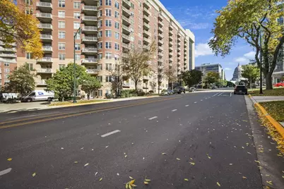 360 W Washington Avenue #901, Madison, WI 53703 - Photo 32