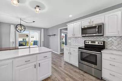 680 Stonehaven Drive, Sun Prairie, WI 53590 - Photo 12