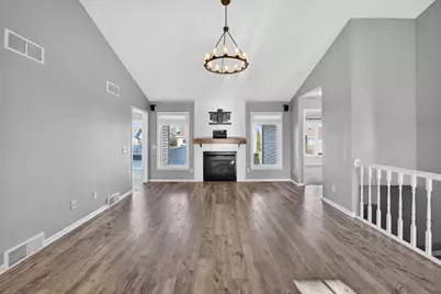 680 Stonehaven Drive, Sun Prairie, WI 53590 - Photo 8