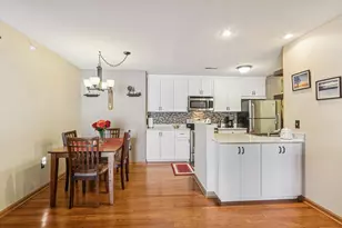 273 Kearney Way, Waunakee, WI 53597 - Photo 8