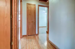 2102 Manor Green Dr, Madison, WI 53711 - Photo 26