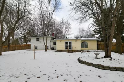 2102 Manor Green Drive, Madison, WI 53711 - Photo 18