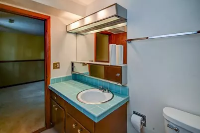 2102 Manor Green Drive, Madison, WI 53711 - Photo 38