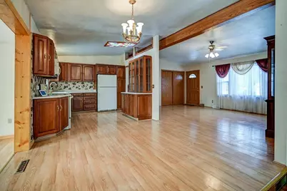 2102 Manor Green Drive, Madison, WI 53711 - Photo 10