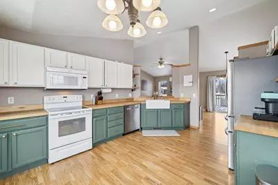 315 Valley View Drive, Rio, WI 53960 - Photo 22