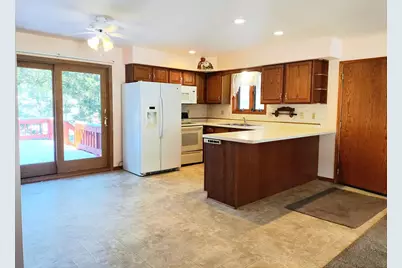 321 N Vincennes Street, Adams, WI 53910 - Photo 6