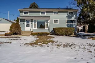 2449 W Forest Ave, Beloit, WI 53511 - Photo 2