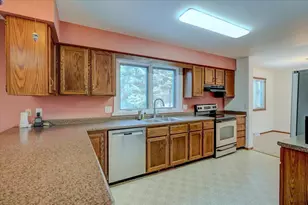 5654 Pennwall St, Fitchburg, WI 53711 - Photo 16