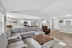 3709 Prairie Falcon Pass, Beloit, WI 53511 - Photo 10