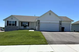 3709 Prairie Falcon Pass, Beloit, WI 53511 - Photo 2