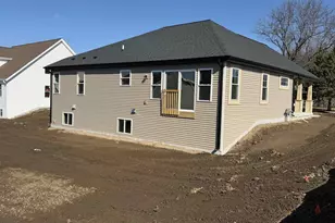 5825 Bridle Way, Madison, WI 53718 - Photo 6