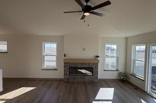 5825 Bridle Way, Madison, WI 53718 - Photo 8