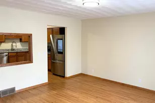 1424 Dayton Dr, Janesville, WI 53545 - Photo 6