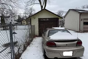 1020 Oak St, Beloit, WI 53511 - Photo 2