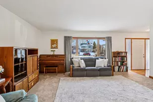 1703 Cumberland Ct, Waunakee, WI 53597 - Photo 4