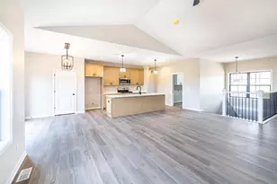 2050 Arbor Ridge Way, Janesville, WI 53548 - Photo 12