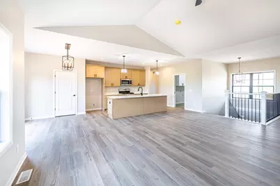 2050 Arbor Ridge Way, Janesville, WI 53548 - Photo 10