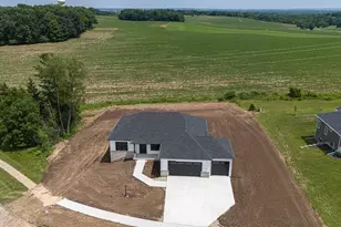 2050 Arbor Ridge Way, Janesville, WI 53548 - Photo 2